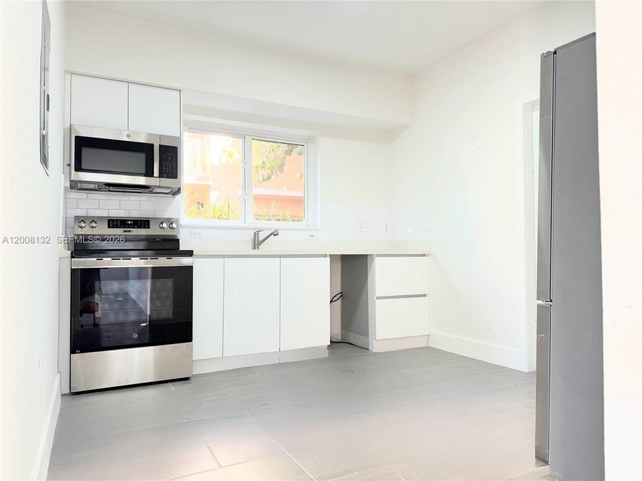 7325 Byron Ave , Unit 3, Miami Beach, FL 33141 Photo