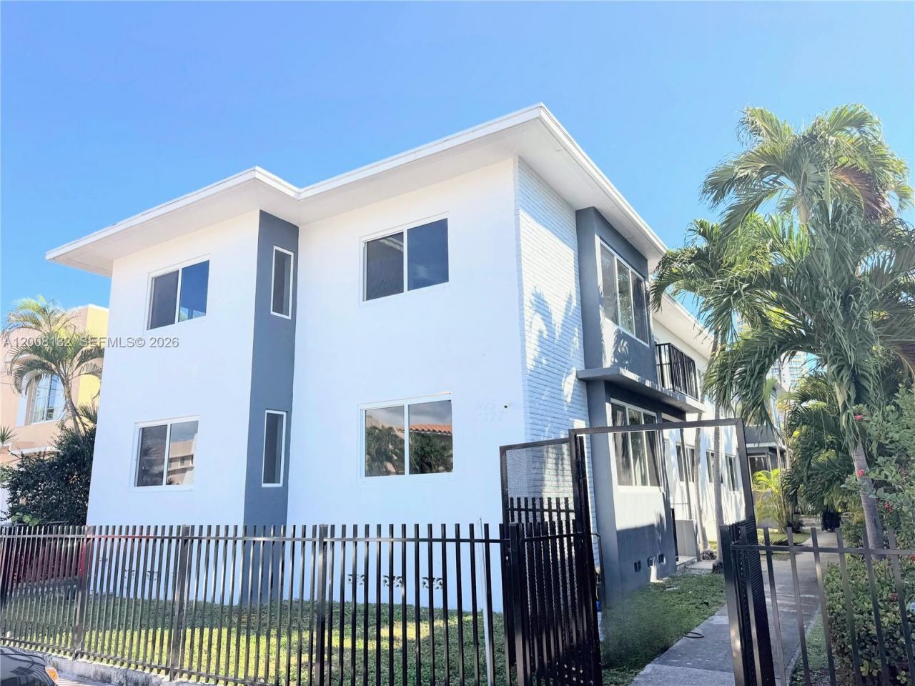 7325 Byron Ave , Unit 3, Miami Beach, FL 33141 Photo