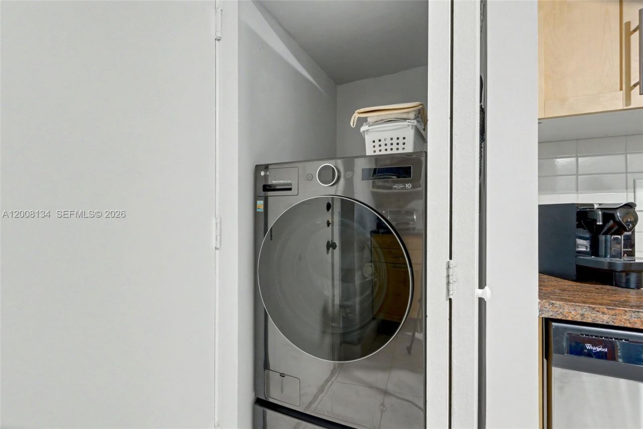 1601 S Ocean Dr , Unit 305, Hollywood, FL 33019 Photo