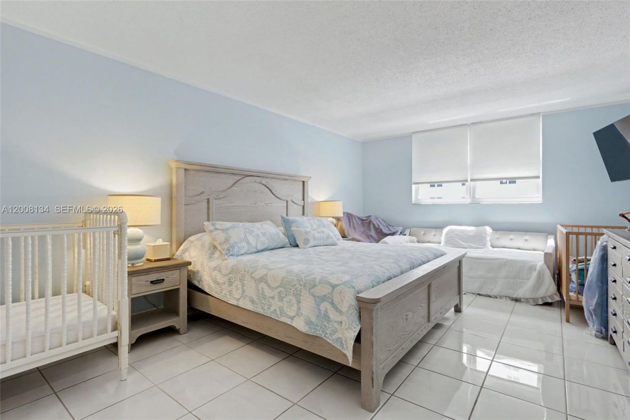 1601 S Ocean Dr , Unit 305, Hollywood, FL 33019 Photo