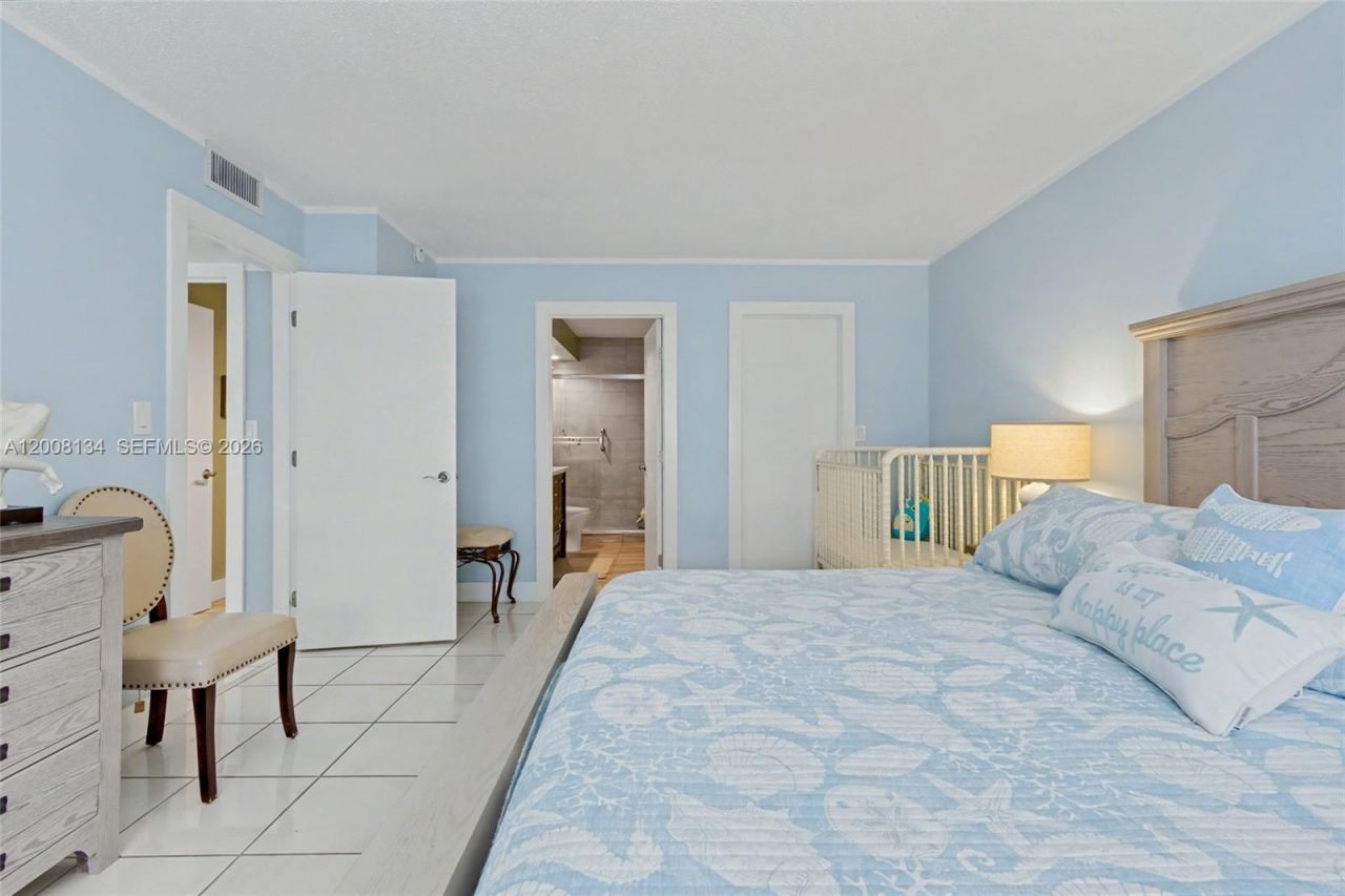 1601 S Ocean Dr , Unit 305, Hollywood, FL 33019 Photo