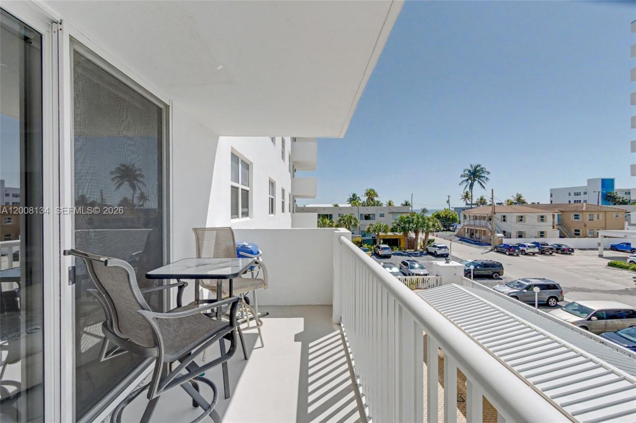 1601 S Ocean Dr , Unit 305, Hollywood, FL 33019 Photo