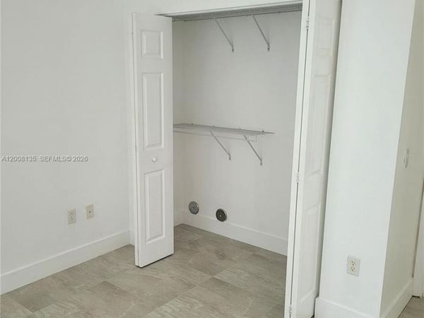 2451 Centergate Dr, Unit 301, Miramar, FL 33025