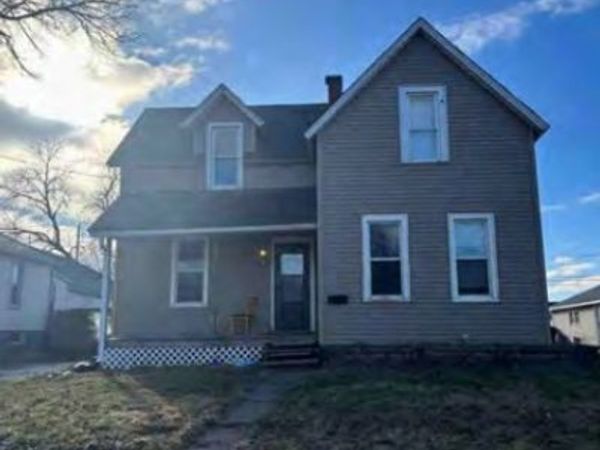 3631 Rockingham Road , Davenport, IA 52802