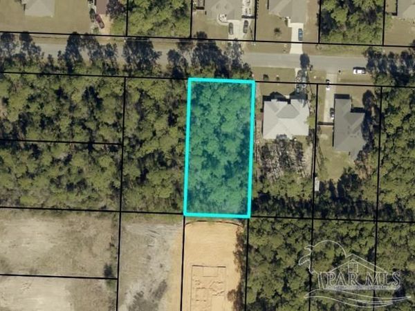 8105 Miranda St, Navarre, FL 32566