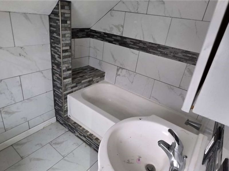 12304 Tonsing Drive, Garfield Heights, OH 44125 Photo 16