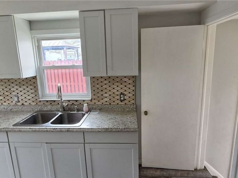 12304 Tonsing Drive, Garfield Heights, OH 44125 Photo 6