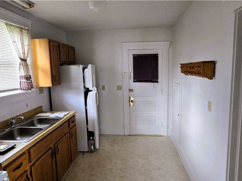 229 5th Street, Elyria, OH 44035 Photo 16