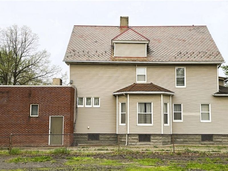 229 5th Street, Elyria, OH 44035 Photo 2