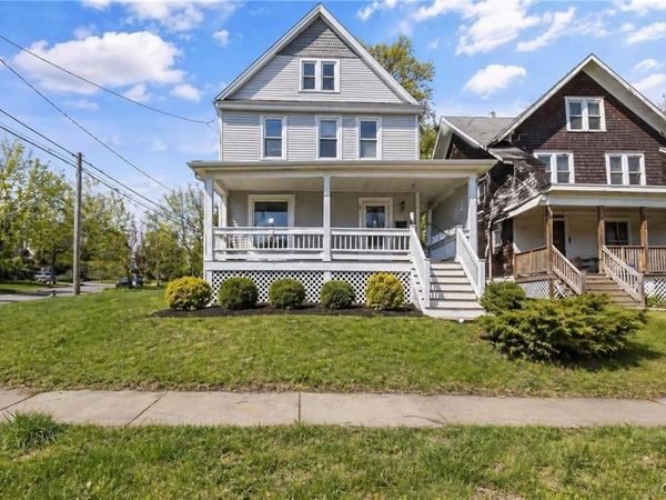 125 Kensington & Lancaster Road, Syracuse, NY 13210