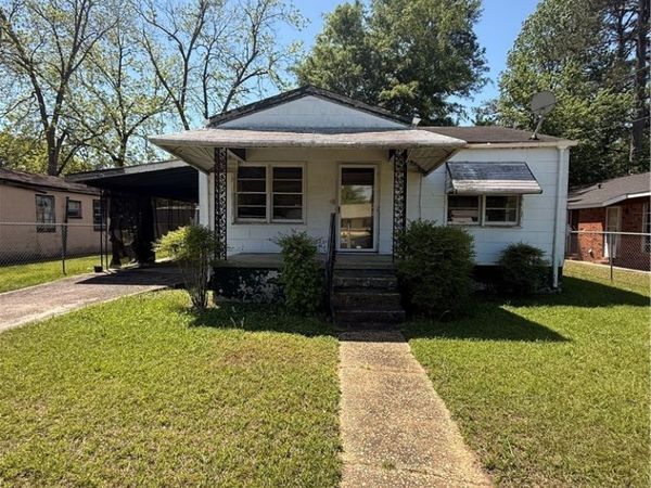 40 Washington Square , Tuscaloosa, AL 35401