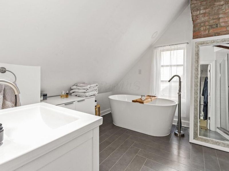 1570 E Long Street, Unit 1572, Columbus, OH 43203 Photo 18