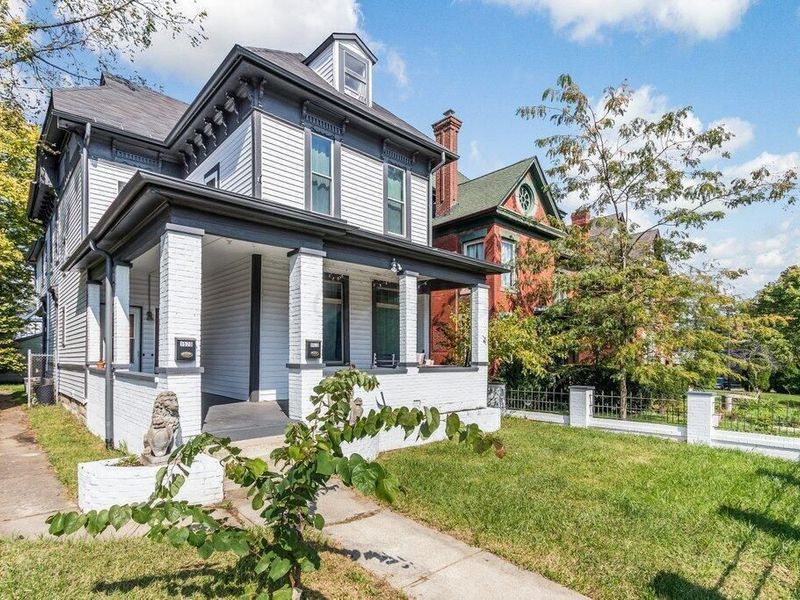 1570 E Long Street, Unit 1572, Columbus, OH 43203 Photo 2