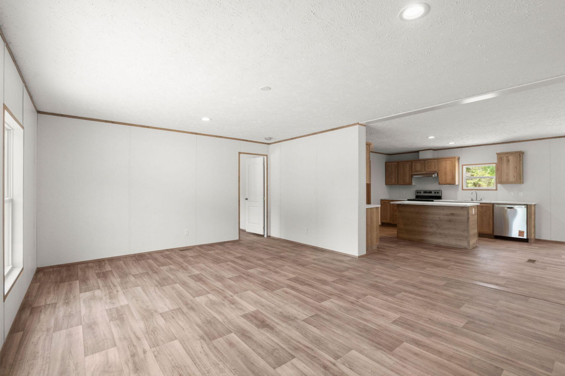 1338 Mulberry Road Photo 4