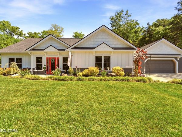 106 Chatuga Dr/ 103 Tsuhdatsi Dr, Loudon, TN 37774