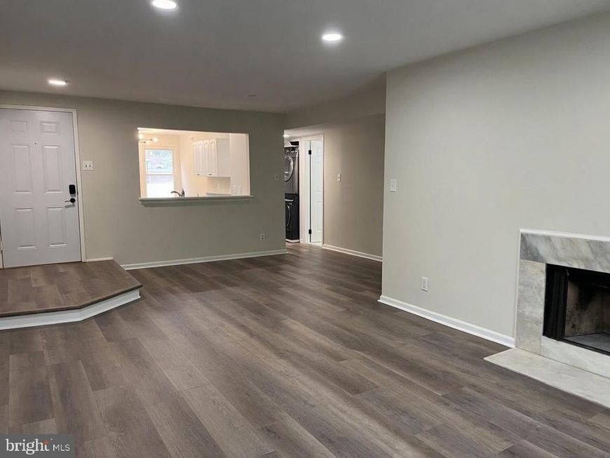 21 Pickering Court, Unit 21-101, Germantown, MD 20874 Main Photo