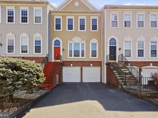 825 W BOXBOROUGH DRIVE, WILMINGTON, DE 19810