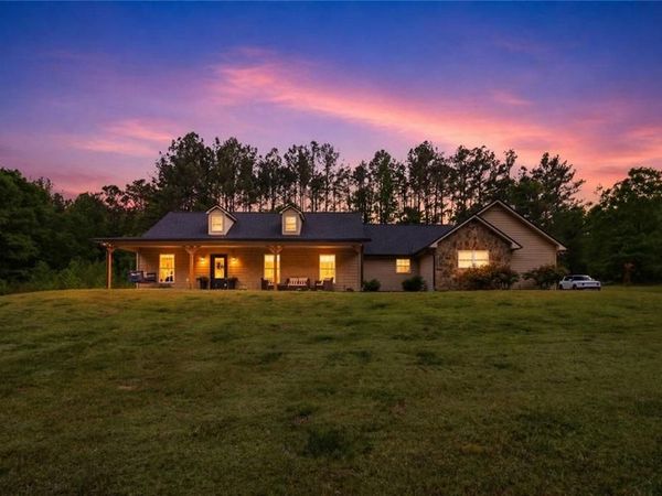 358 Youngs Farm Road , Cedartown, GA 30125