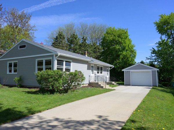 122 Gary Court, Sun Prairie, WI 53590