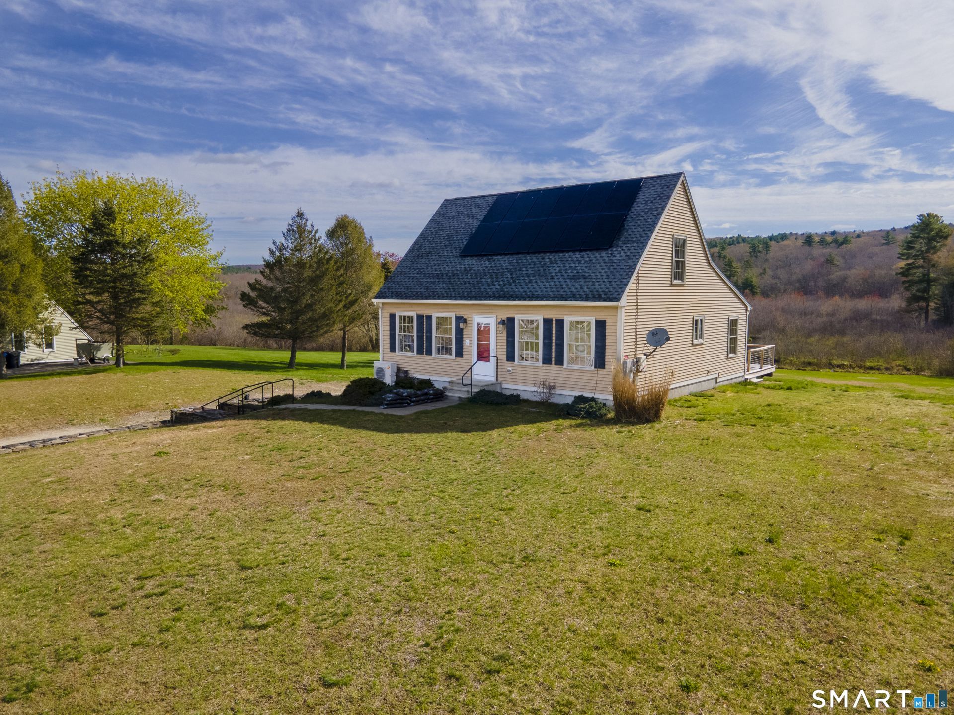 108 Snake Meadow, Plainfield, CT 06354 Main Photo