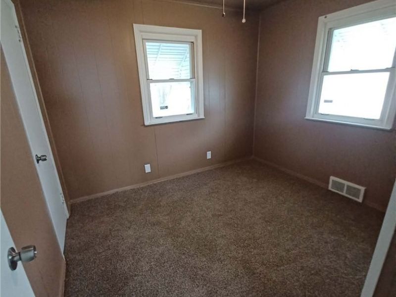 2813 Julian Street, Youngstown, OH 44502 Photo 8