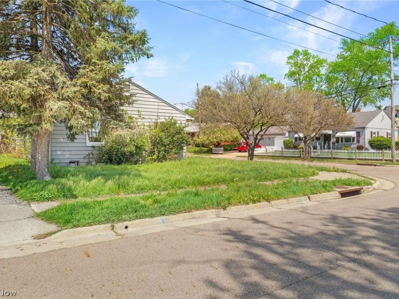 910 Ardella Avenue, Akron, OH 44306 Photo 26