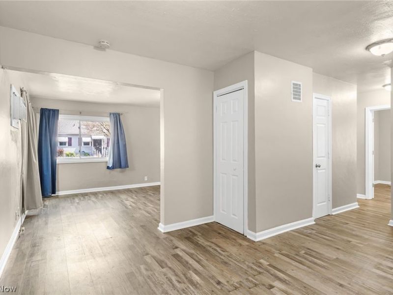 910 Ardella Avenue, Akron, OH 44306 Photo 7