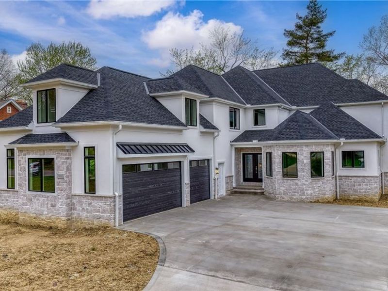 26117 N Woodland Road, Beachwood, OH 44122 Photo 2