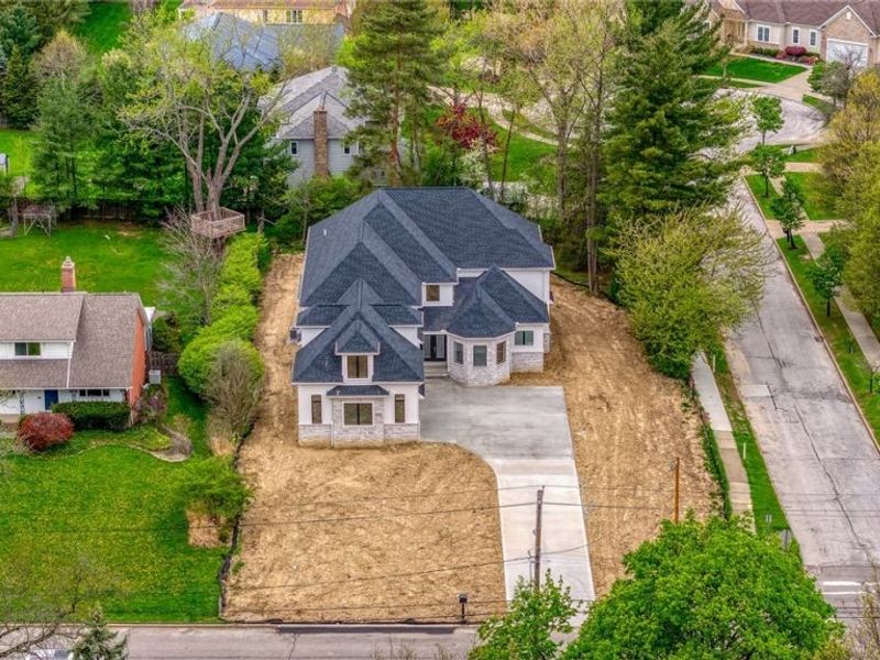 26117 N Woodland Road, Beachwood, OH 44122 Photo 3