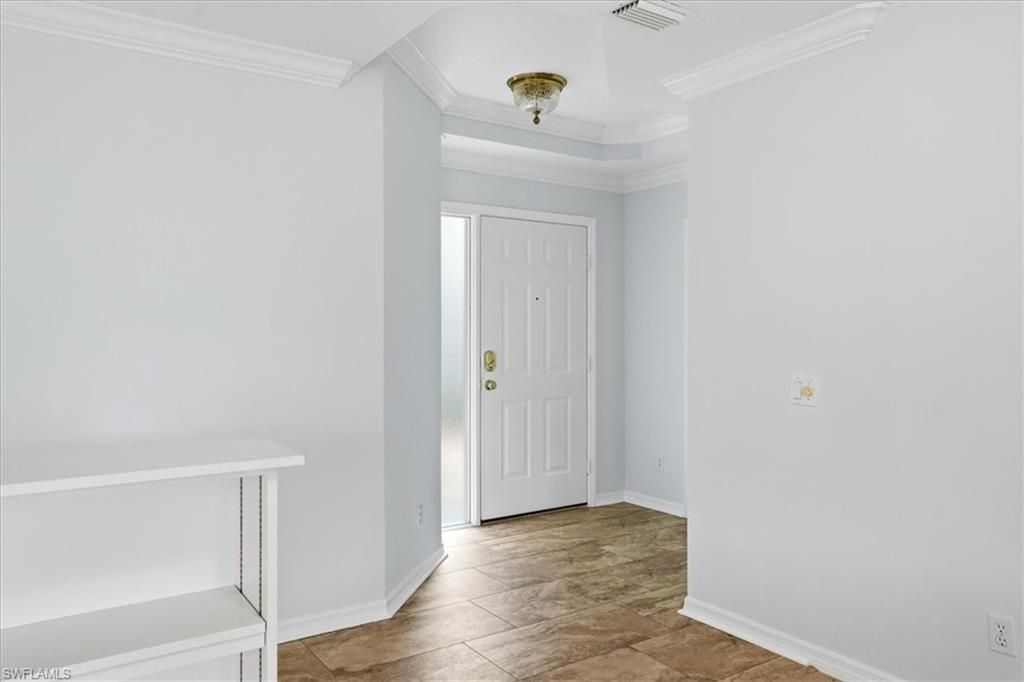 6210 Reserve Cir, Unit 501, Naples, FL 34119 Photo