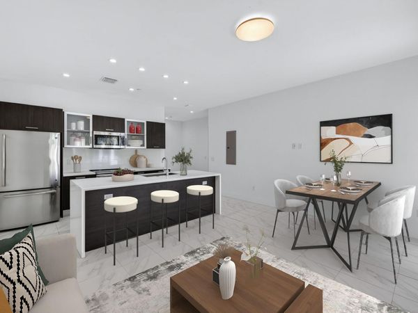 1044 NE 18th Avenue, Unit 203, Fort Lauderdale, FL 33304
