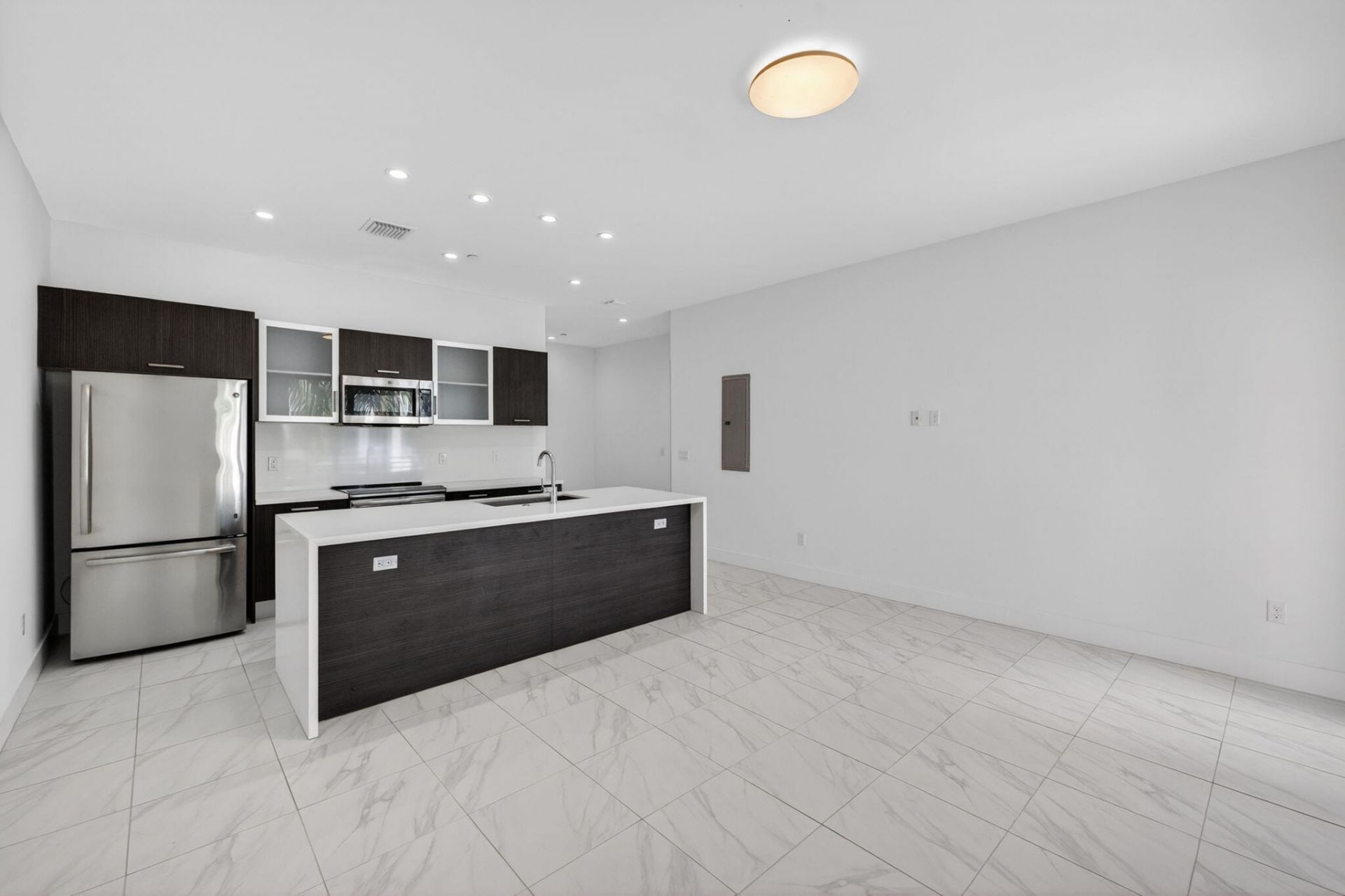 1044 NE 18th Avenue, Unit 203, Fort Lauderdale, FL 33304 Photo