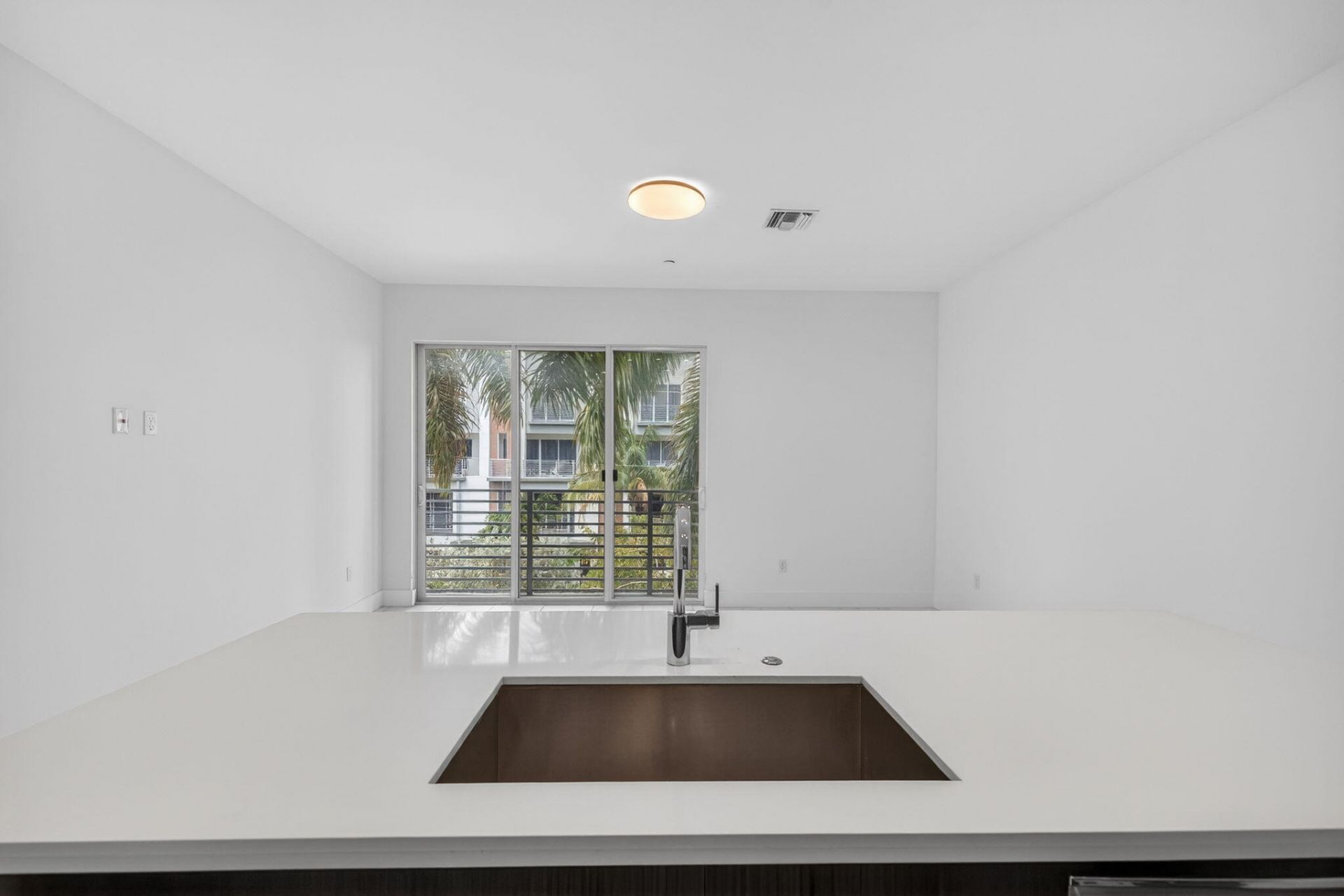 1044 NE 18th Avenue, Unit 203, Fort Lauderdale, FL 33304 Photo