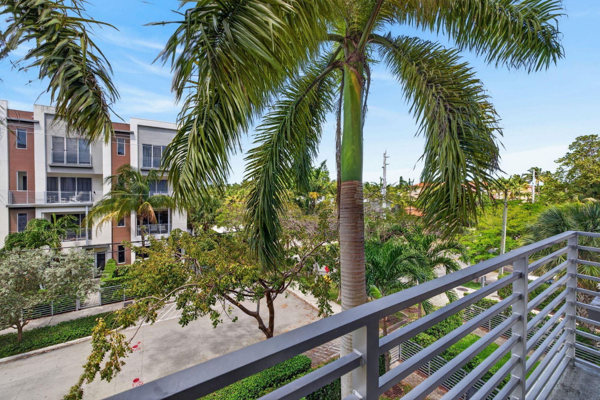 1044 NE 18th Avenue, Unit 203, Fort Lauderdale, FL 33304 Photo