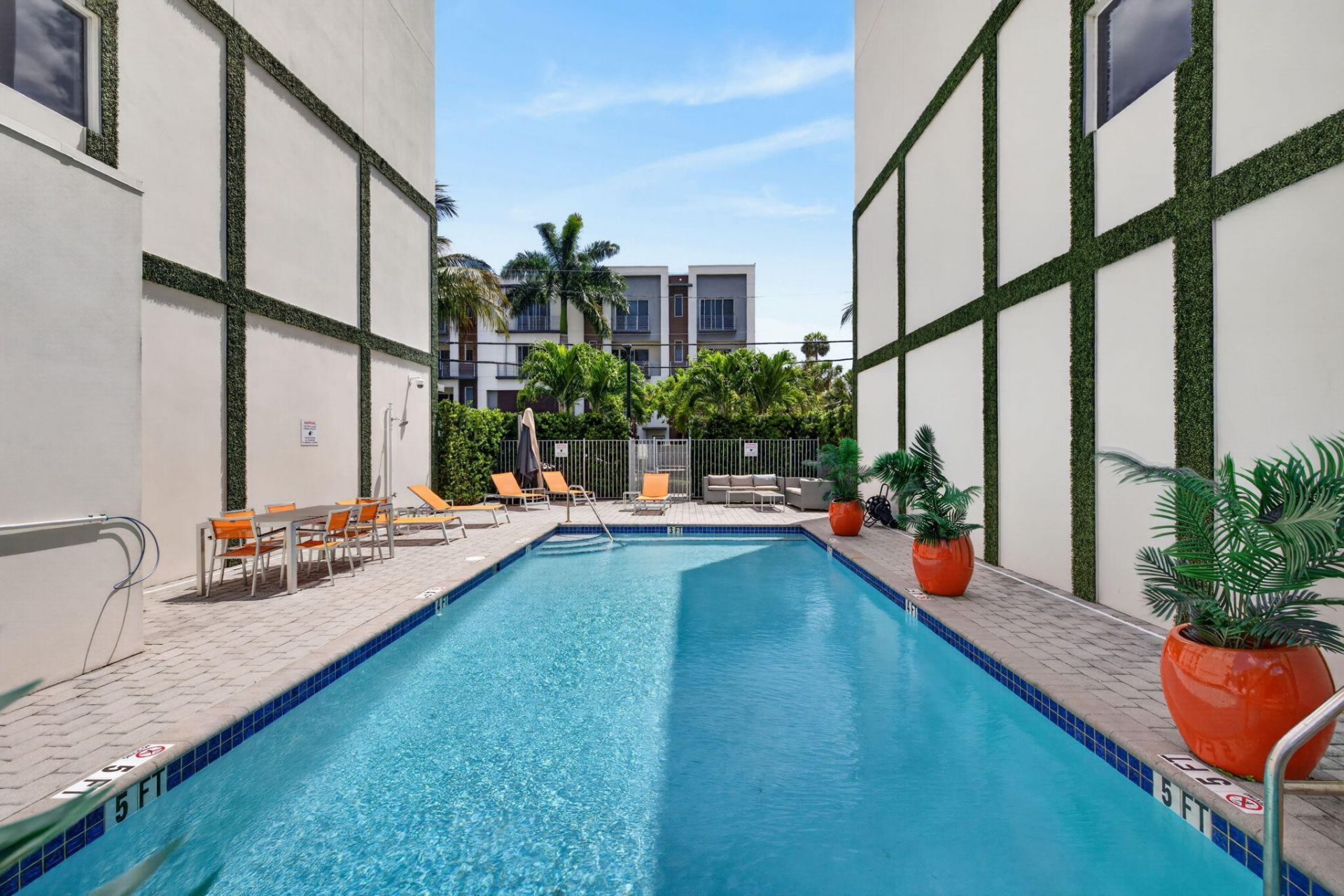 1044 NE 18th Avenue, Unit 203, Fort Lauderdale, FL 33304 Photo