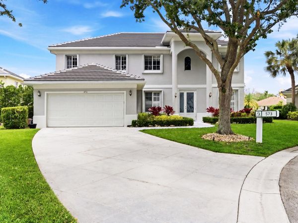 573 Cocoplum Dr Drive E, Jupiter, FL 33458