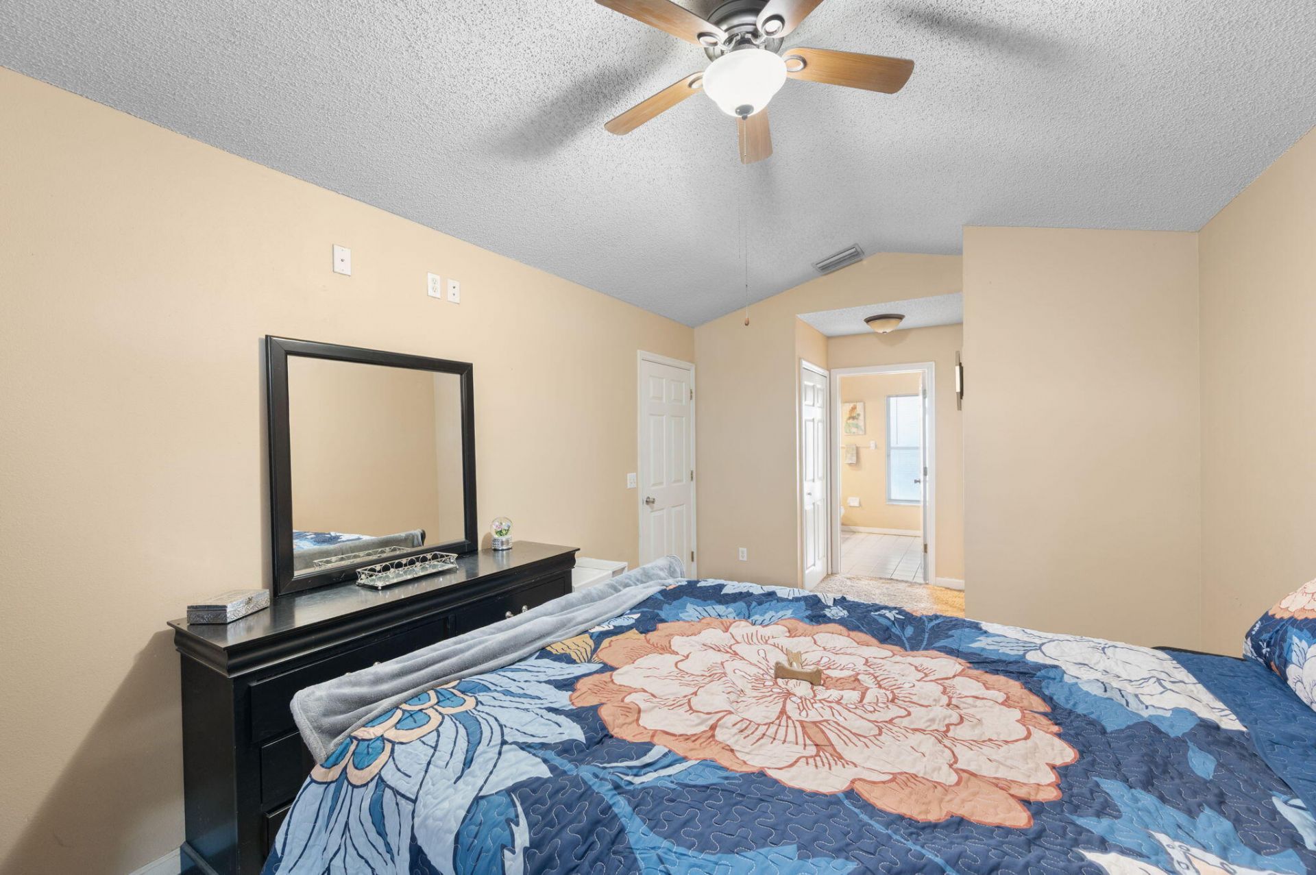5930 NW Theda Lane, Port Saint Lucie, FL 34983 Photo