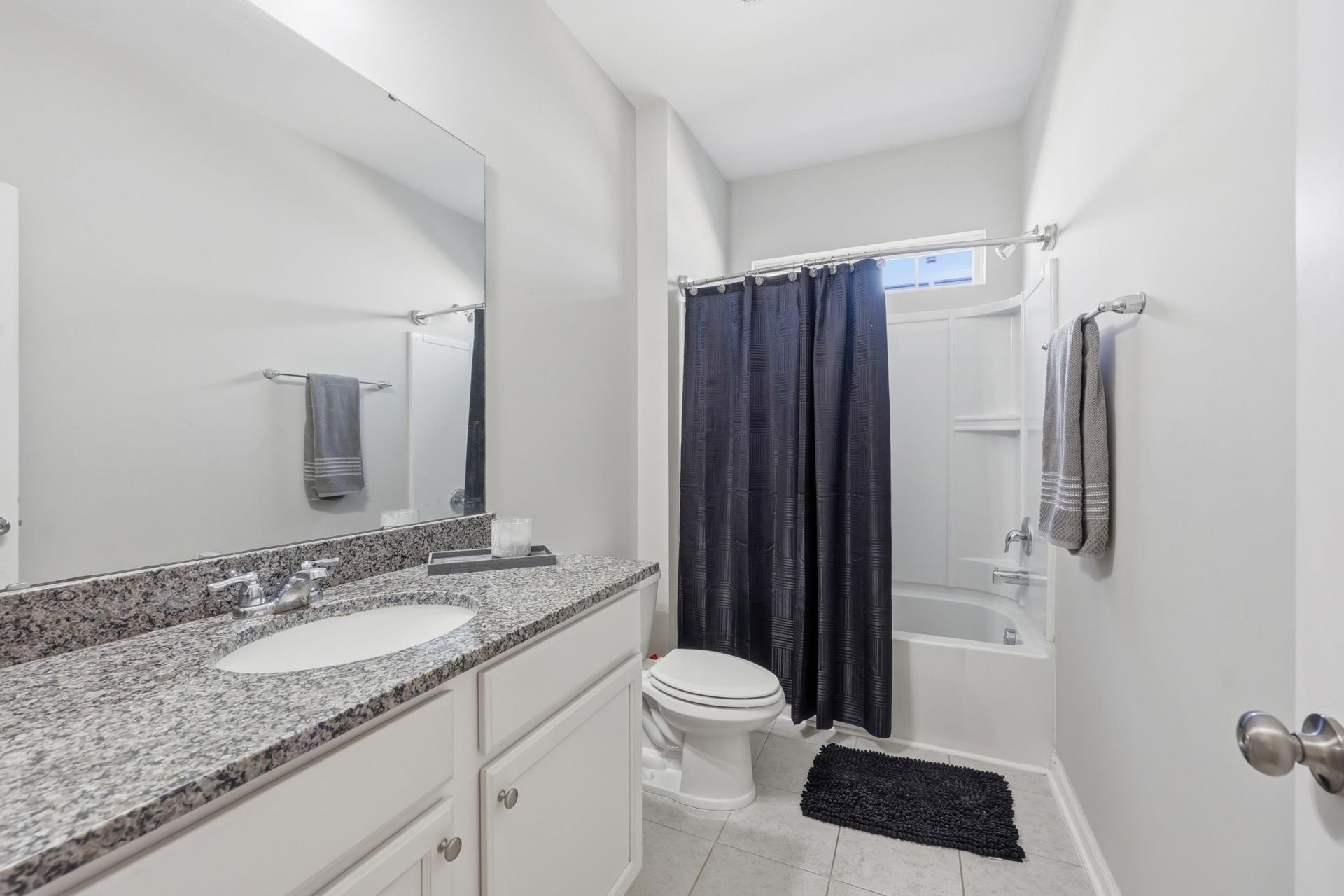 692 Tattlesbury Dr. Photo 19