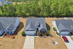 692 Tattlesbury Dr. photo 4