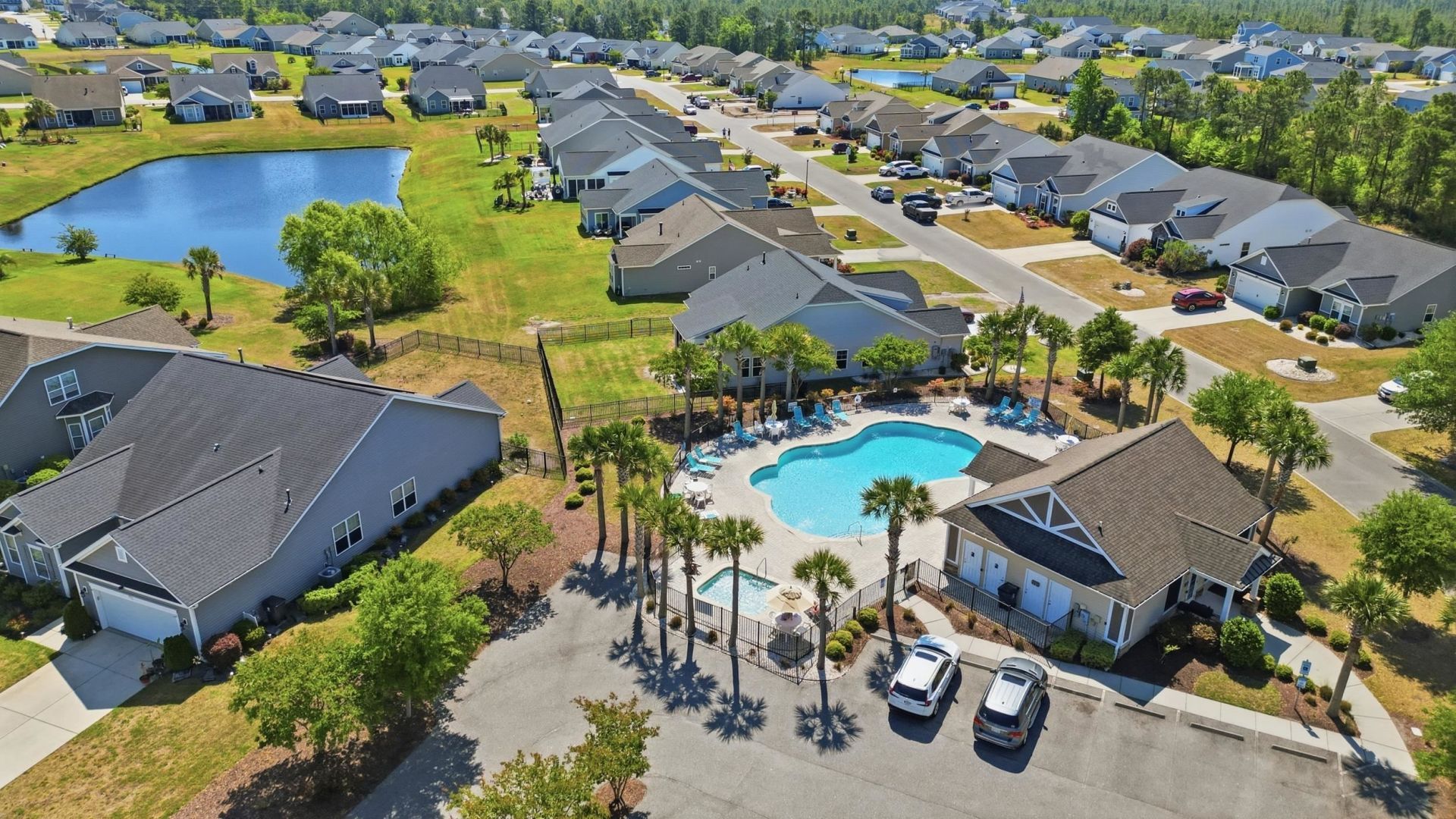 692 Tattlesbury Dr. Photo 34