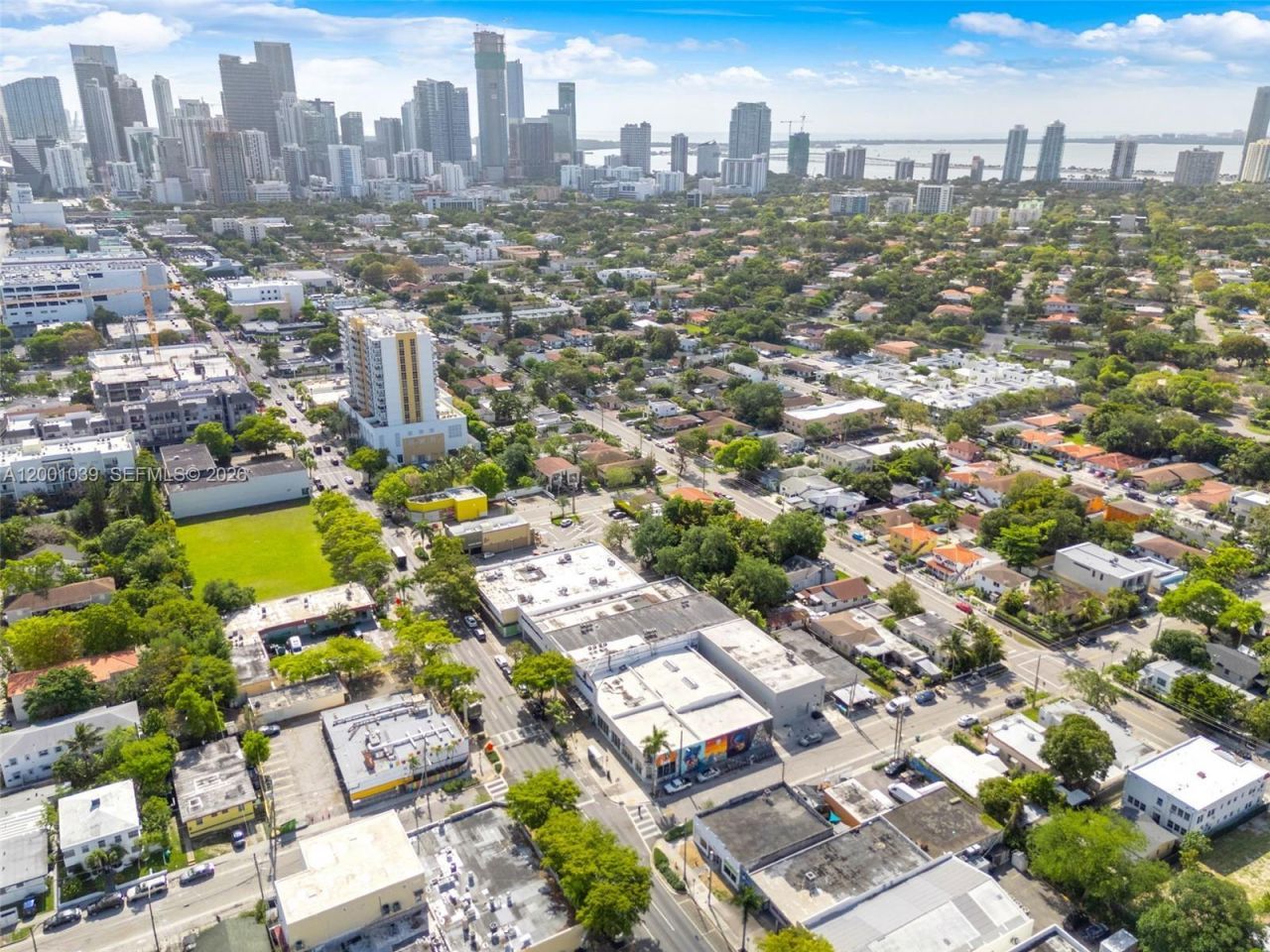 1000 SW 8th St , Miami, FL 33130 Photo