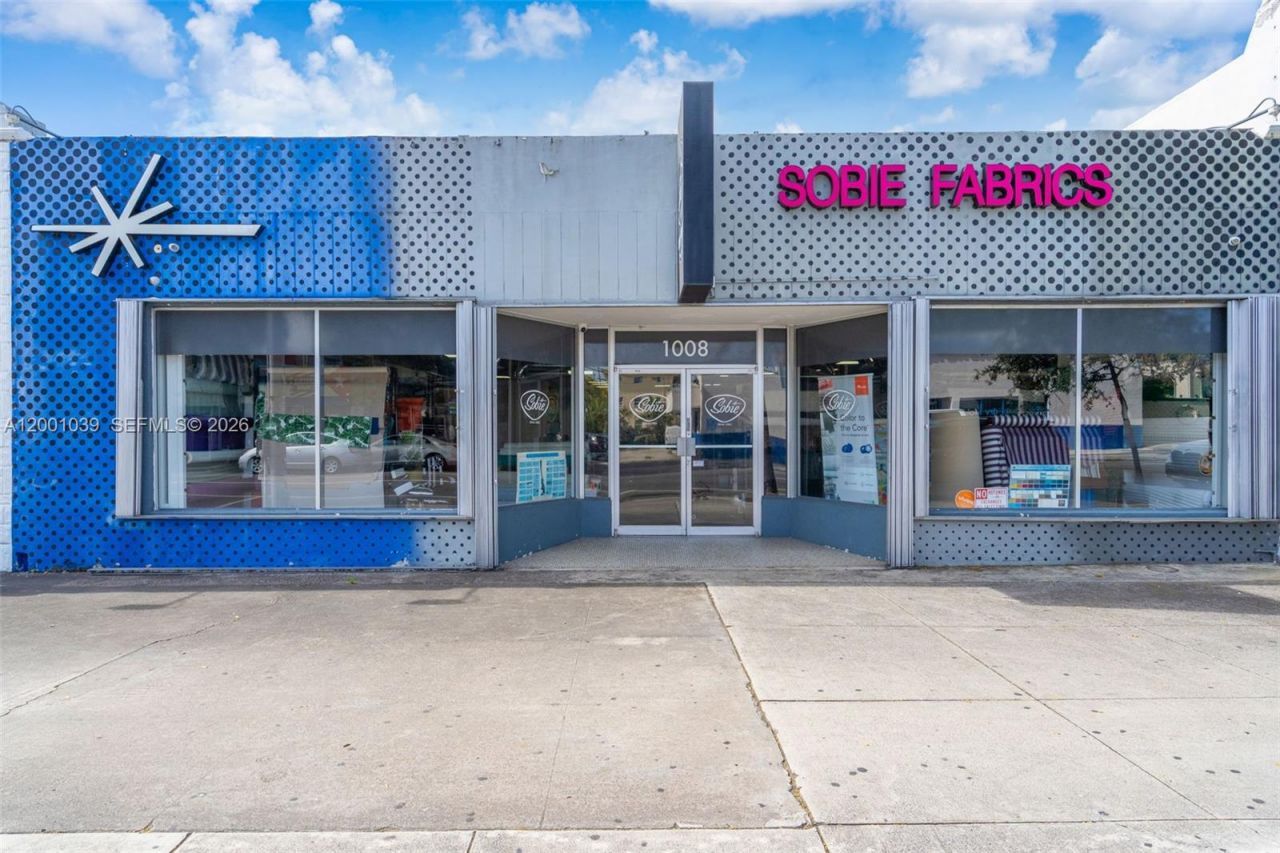 1000 SW 8th St , Miami, FL 33130 Photo