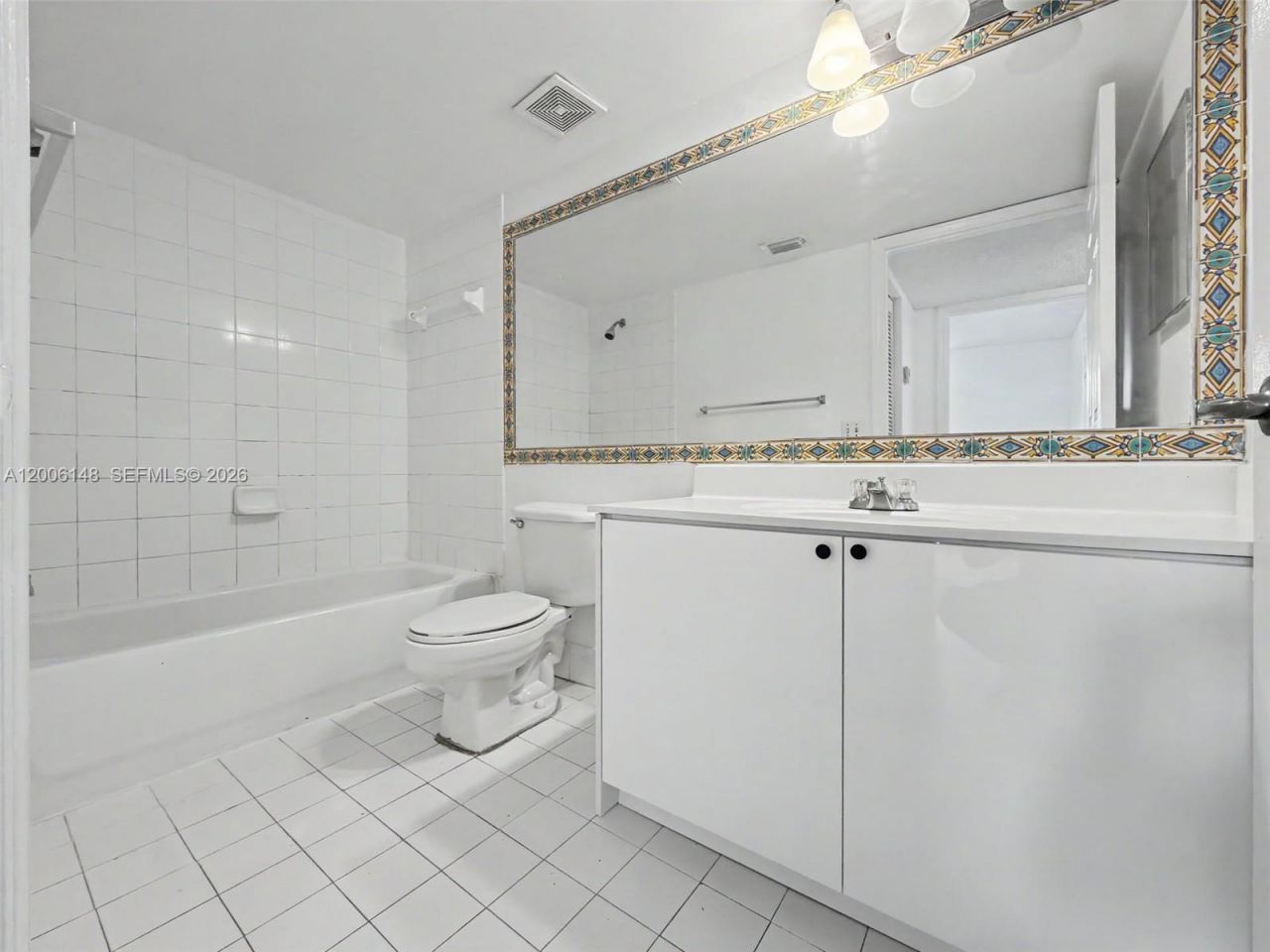 9615 NW 1st Ct , Unit 10-302, Pembroke Pines, FL 33024 Photo