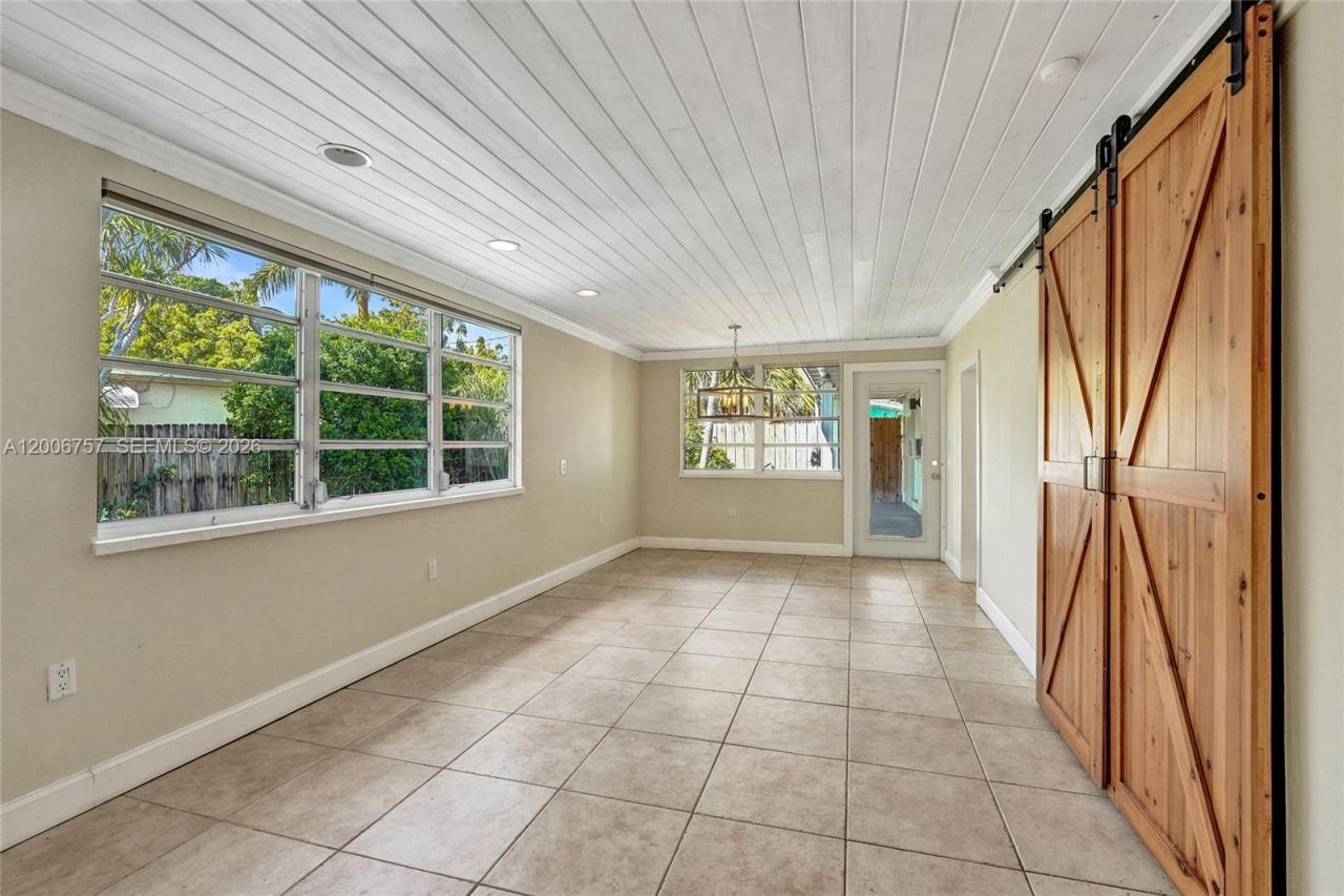 1421 S Palmway , Lake Worth, FL 33460 Photo