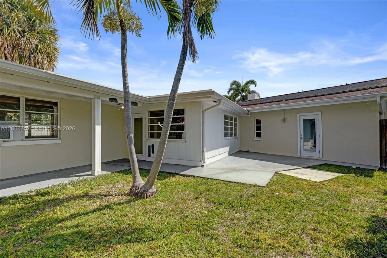 1421 S Palmway , Lake Worth, FL 33460 Photo