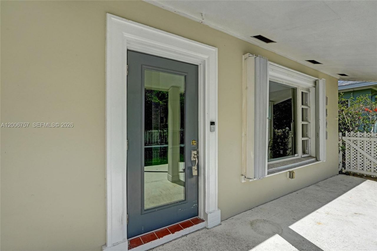 1421 S Palmway , Lake Worth, FL 33460 Photo