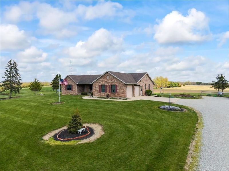 7855 N Brad Bloomer Road, Bradford, OH 45308 Photo 12