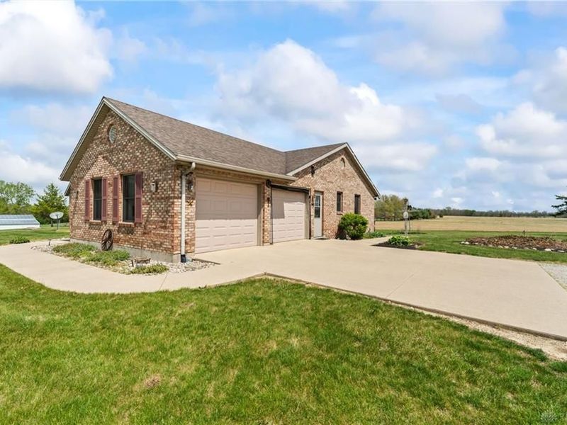 7855 N Brad Bloomer Road, Bradford, OH 45308 Photo 15