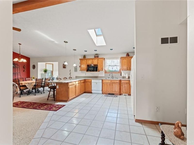 7855 N Brad Bloomer Road, Bradford, OH 45308 Photo 16