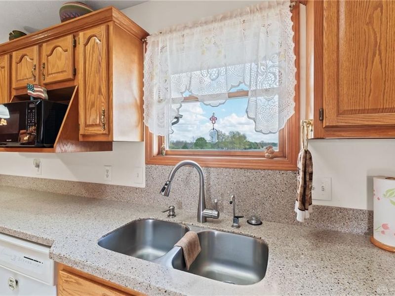 7855 N Brad Bloomer Road, Bradford, OH 45308 Photo 29